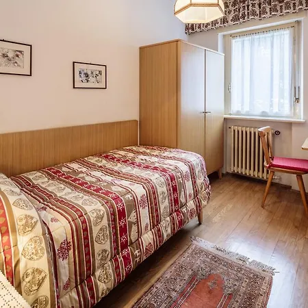 Apartment La Lucciolina - Stayincortina